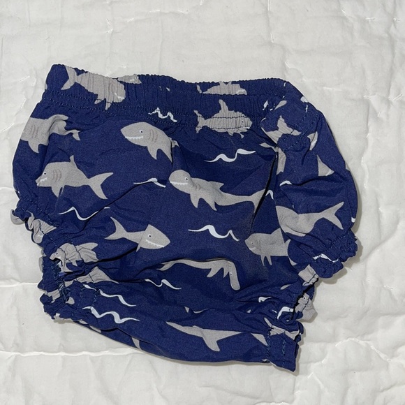 Pottery Barn Kids Babyboy Swim set. Shark - Picture 5 of 7
